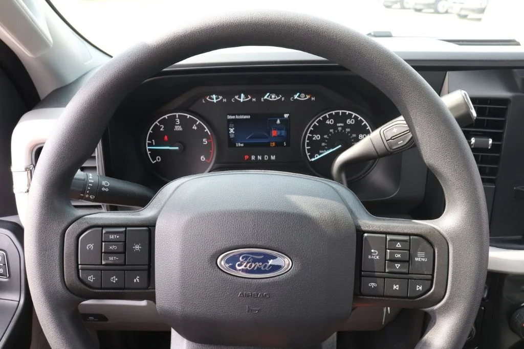 New 2026 Oxford White Ford F-600® XL image 22