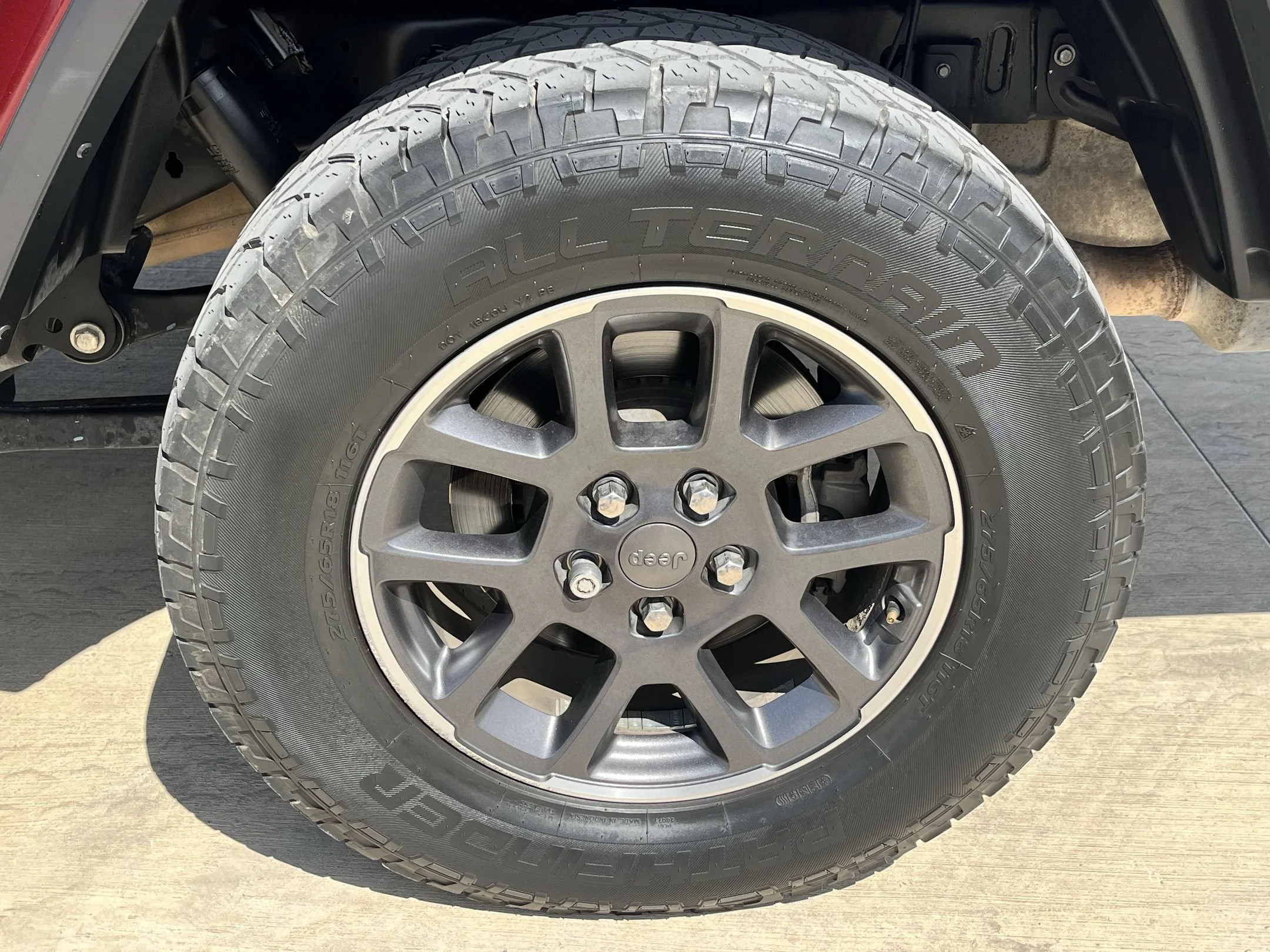 Used 2021 Red Jeep Sport image 25