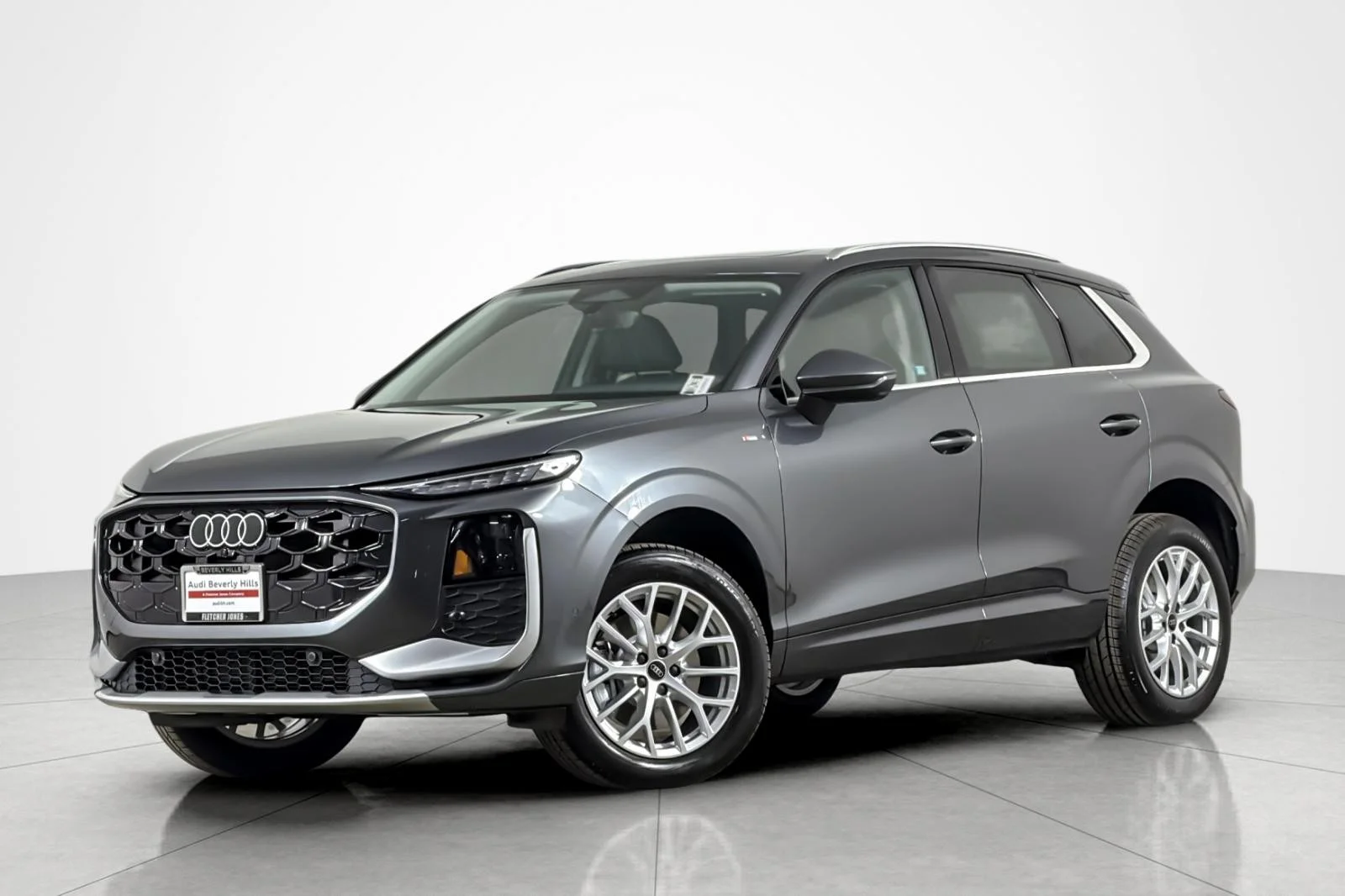 2026 Audi Q3 S line quattro's photo