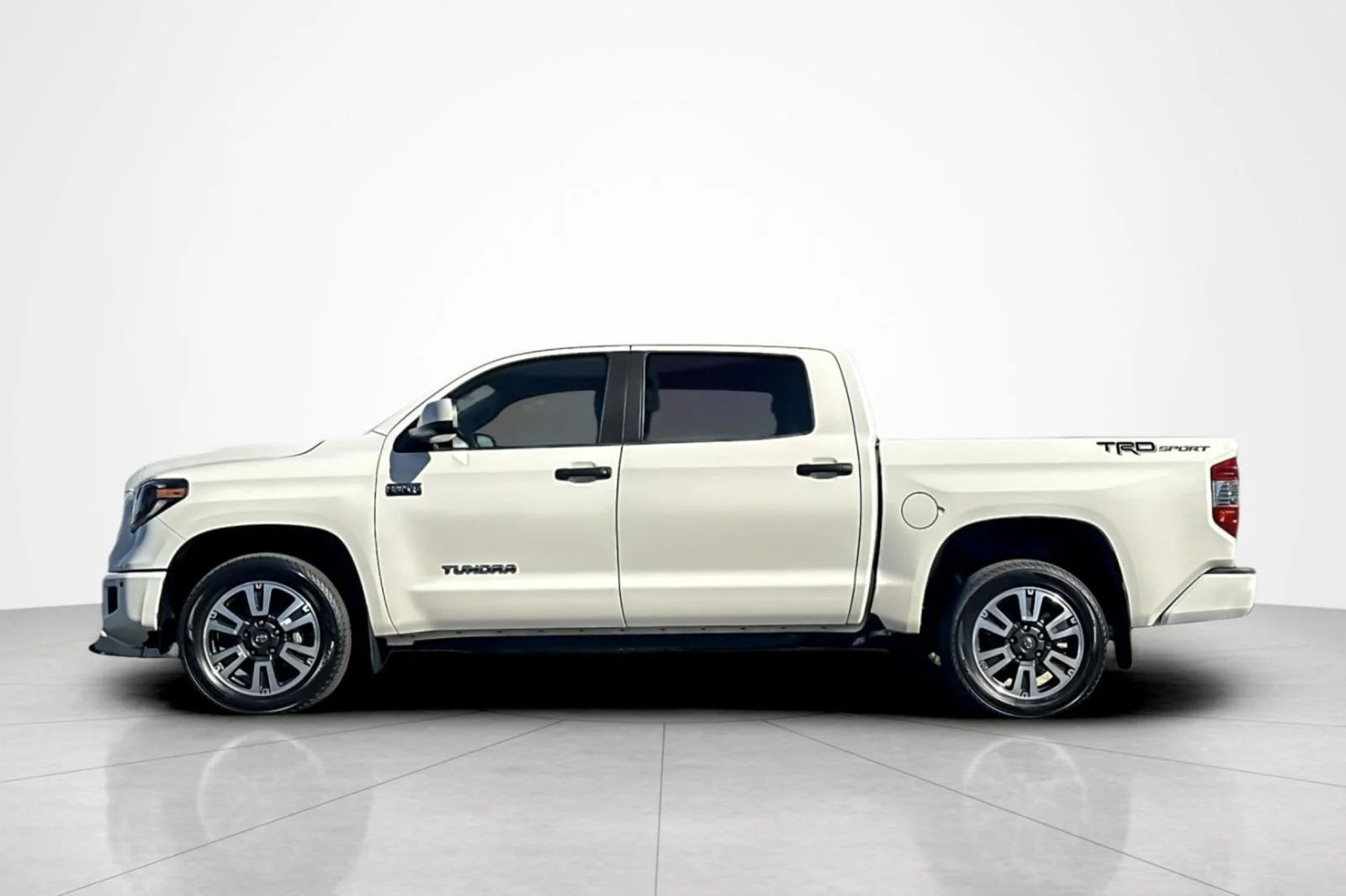 Certified Used 2021 Super White Toyota SR5 image 2