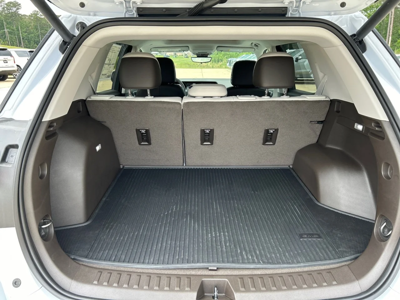 2026 GMC Terrain Denali - Photo 7