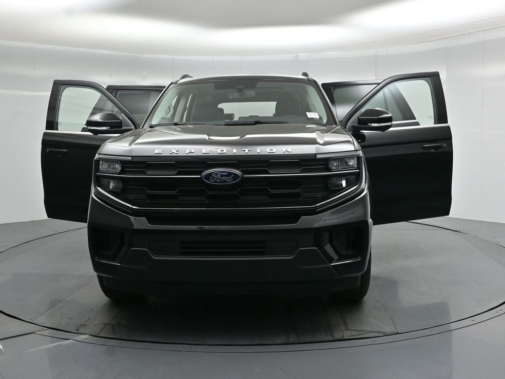New 2026 Agate Black Metallic Ford Active image 30