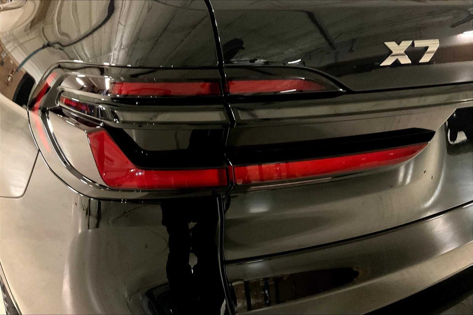 2026 BMW X7 M60i - Photo 14