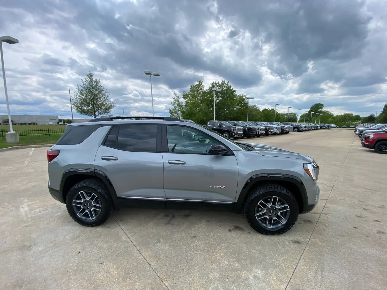 New 2026 Sterling Metallic GMC AT4 image 4