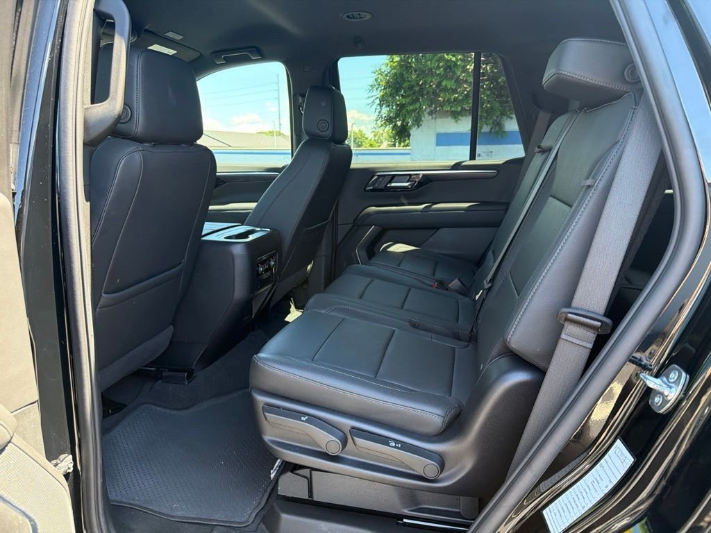 Used 2025 Black Chevrolet LT image 18