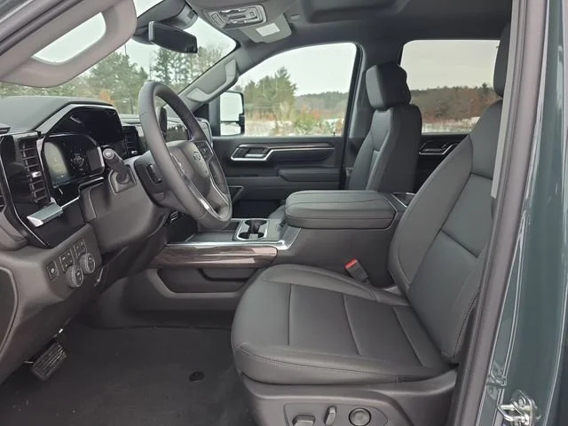 2026 Chevrolet Silverado 2500 HD LTZ - Photo 10