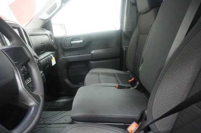 2025 Chevrolet Silverado 1500 Custom - Photo 21