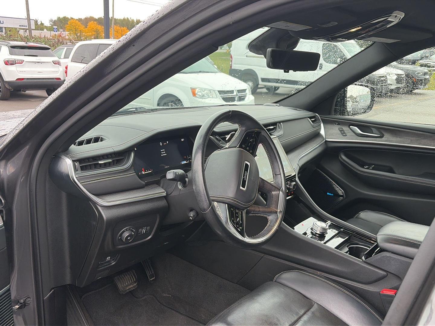Used 2021 Baltic Gray Metallic Clearcoat Jeep Overland image 5