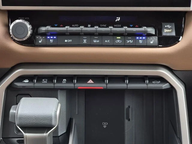 2026 Toyota Tundra 1794 Edition - Photo 13