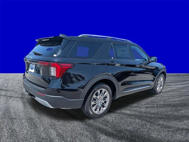 New 2026 Agate Black Metallic Ford Platinum™ image 4