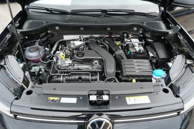 2025 Volkswagen Taos S - Photo 31
