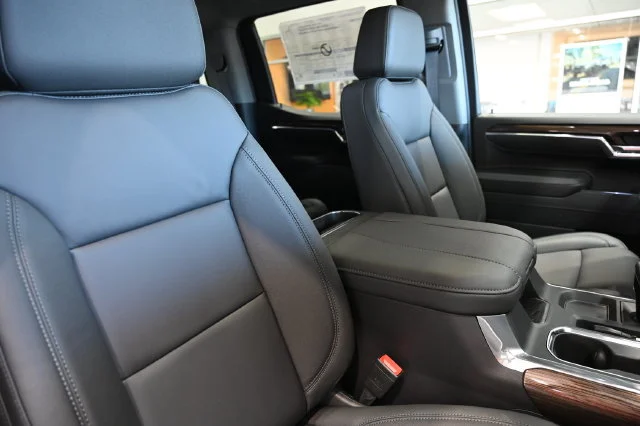 2026 Chevrolet Silverado 1500 LT Trail Boss - Photo 9