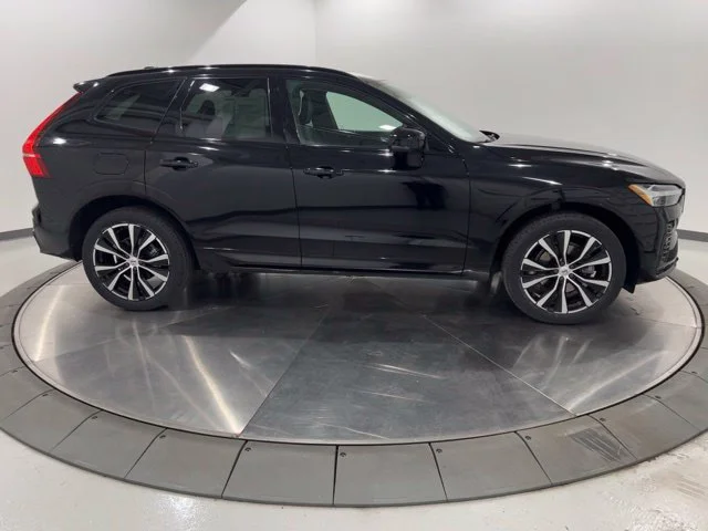 Used 2024 Onyx Black Volvo Plus image 6