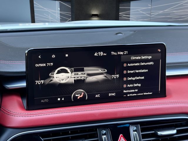 2023 GENESIS G70 Standard - Photo 17