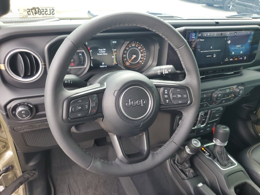 Used 2025 Green Jeep High Tide image 13