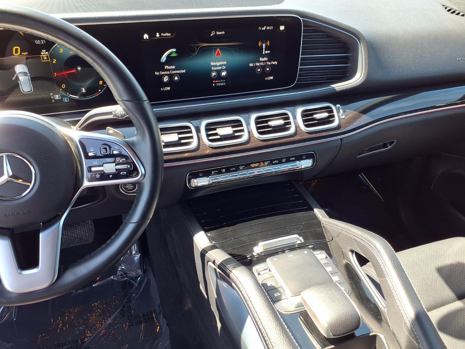Used 2023 White Mercedes-Benz GLE 350 image 7