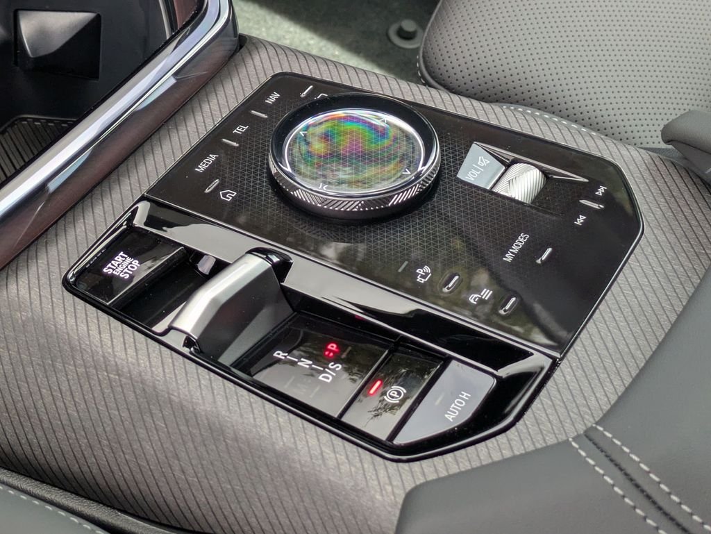 New 2026 Brooklyn Grey Metallic BMW 30 xDrive image 18