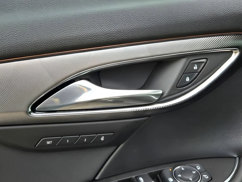 2025 Buick Envision Sport Touring - Photo 15