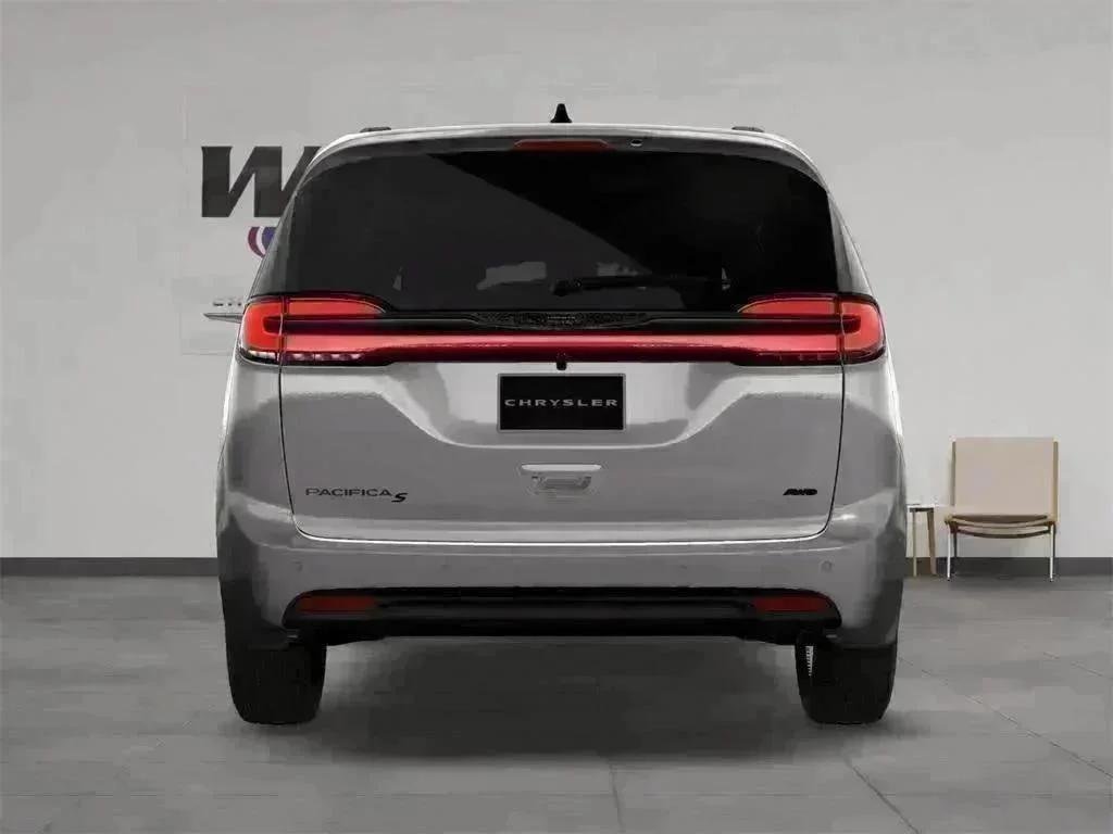 2026 Chrysler Pacifica Select - Photo 10