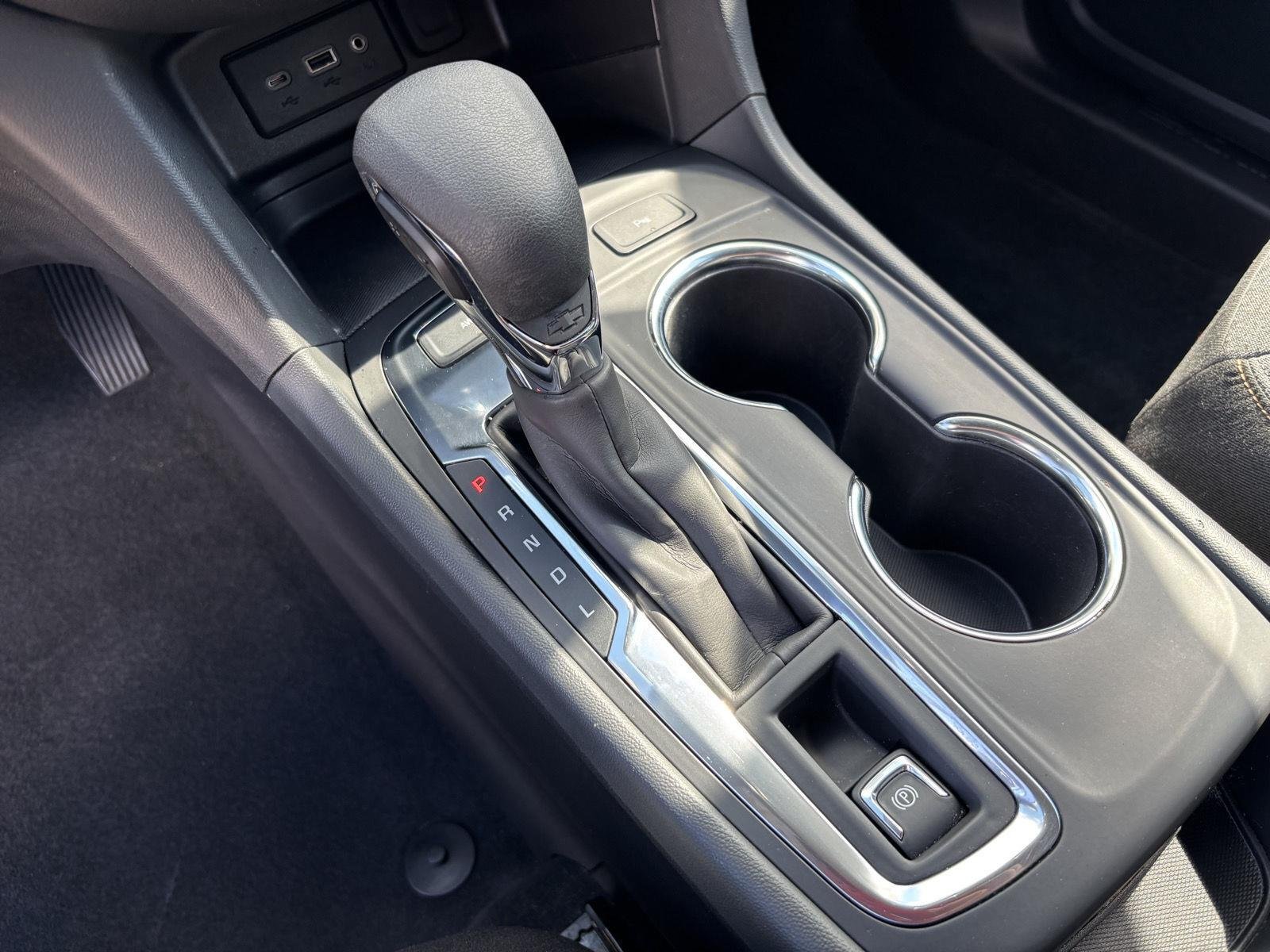Used 2024 Riptide Blue Metallic Chevrolet LT image 31