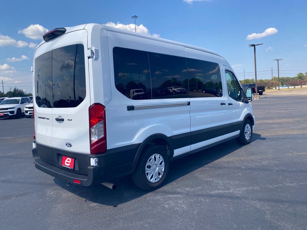 Used 2026 Oxford White Ford XLT image 8