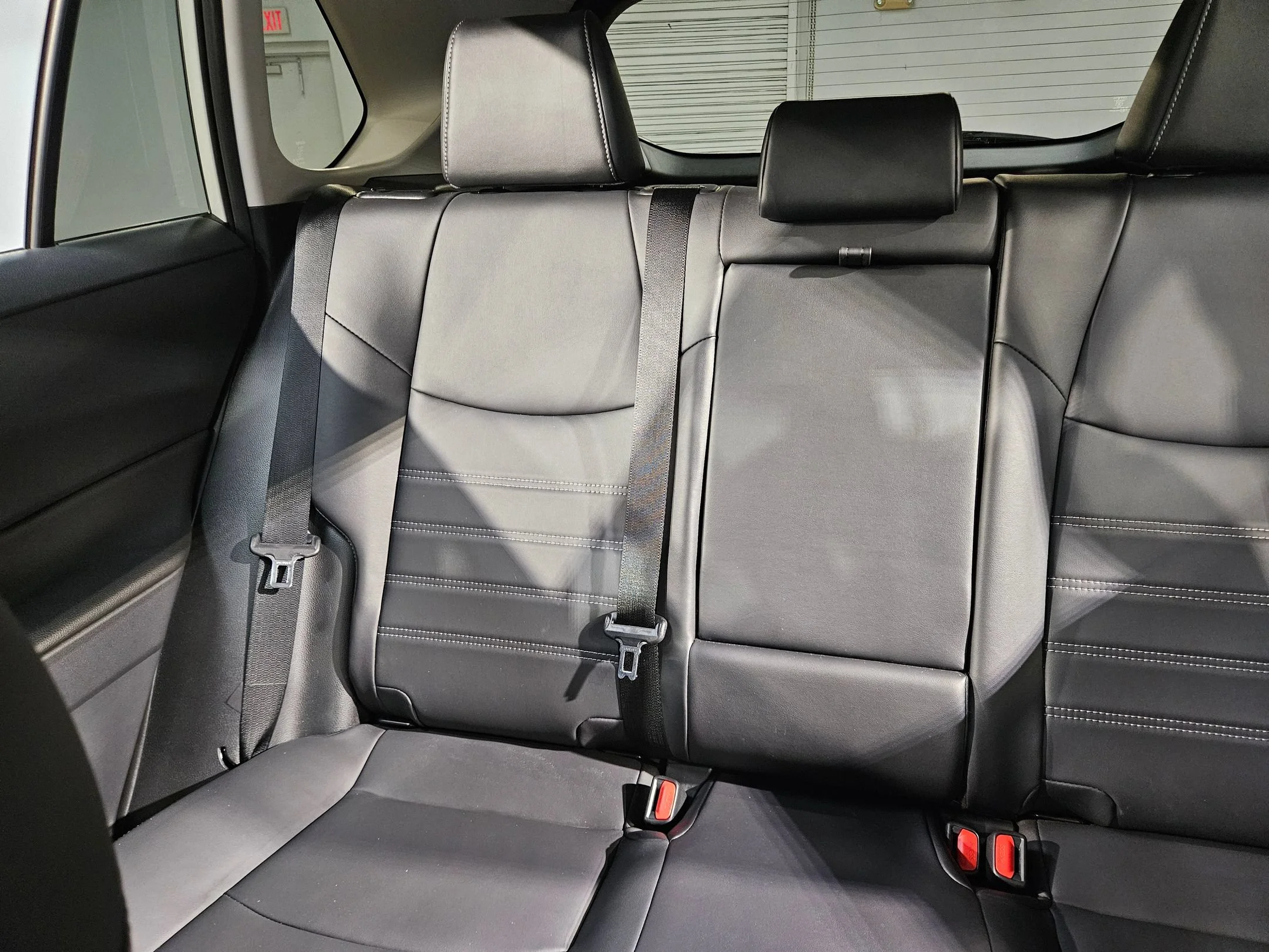 Used 2024 Wind Chill Pearl Toyota Hybrid XLE Premium image 12