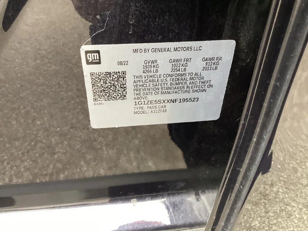 Used 2022 DARK ASH METALLIC Chevrolet Premier image 20