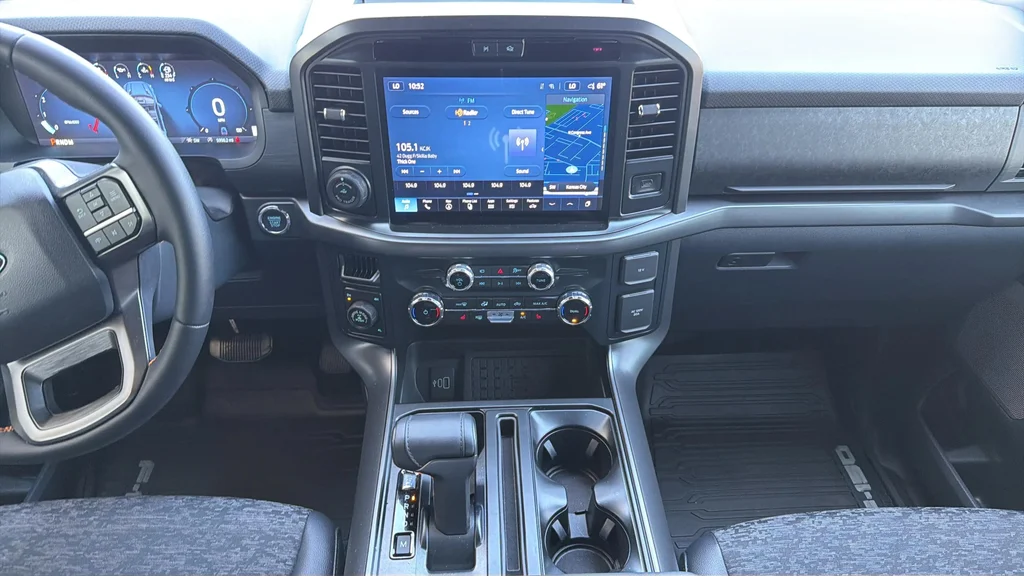 Used 2025 White Ford Tremor image 24