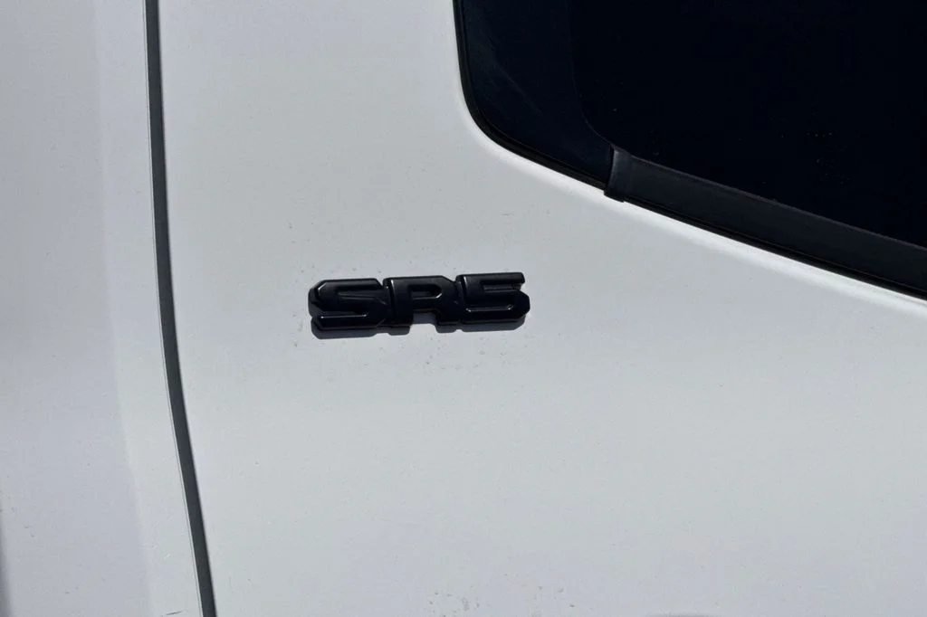 Used 2022 White Toyota SR5 image 30