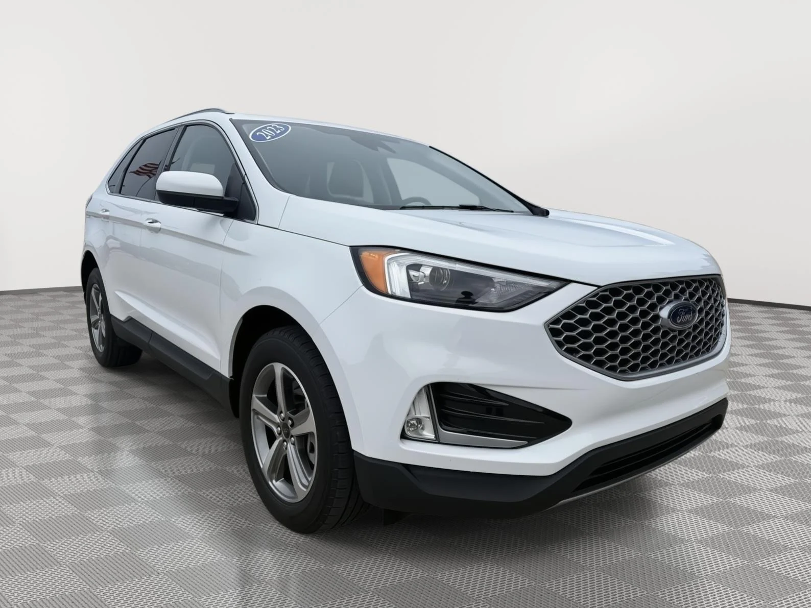 2023 Ford Edge SEL AWD's photo