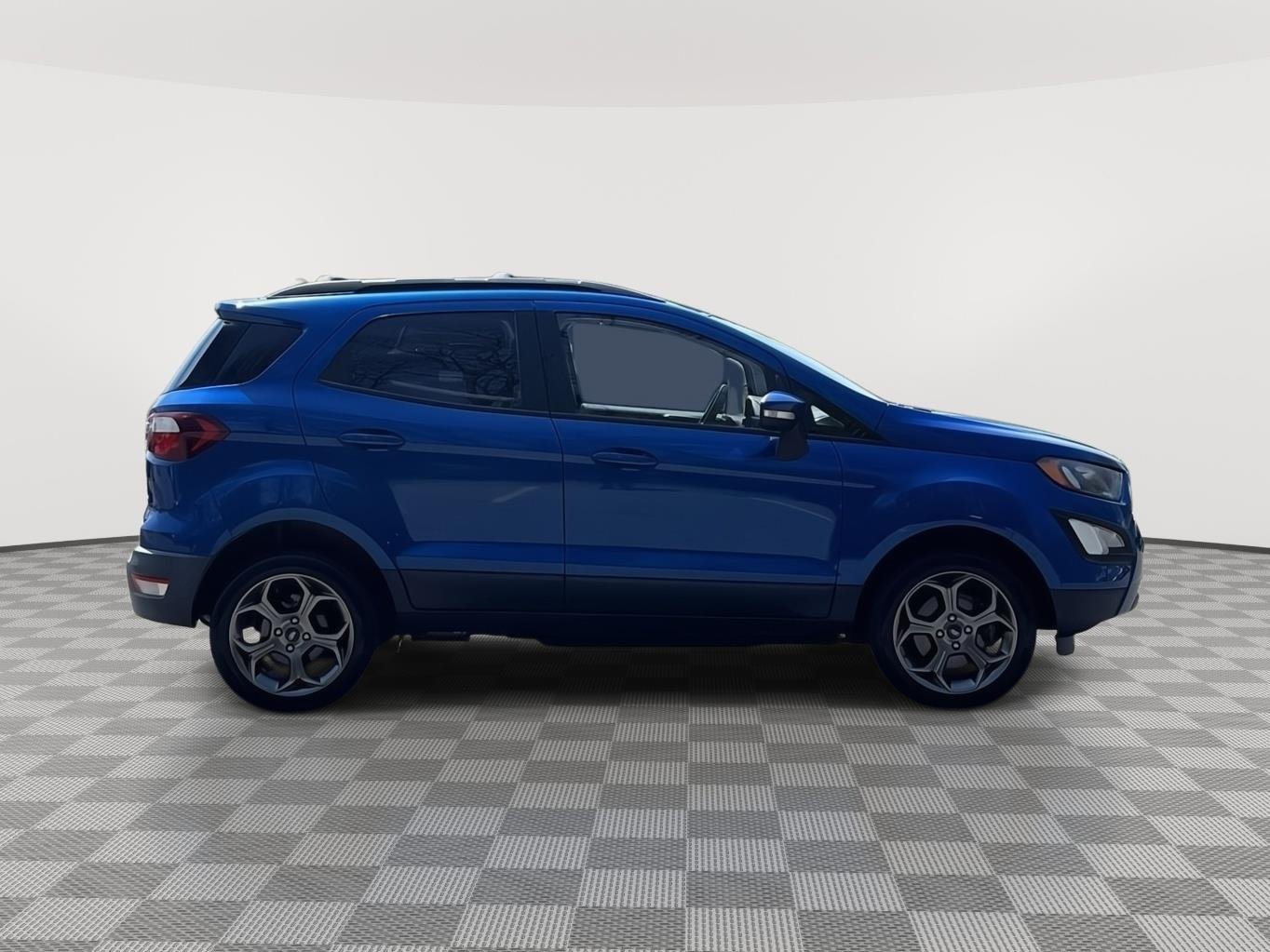 Used 2018 Lightning Blue Ford SES image 4