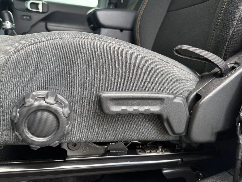 Used 2024 Gray Jeep Sport S image 29
