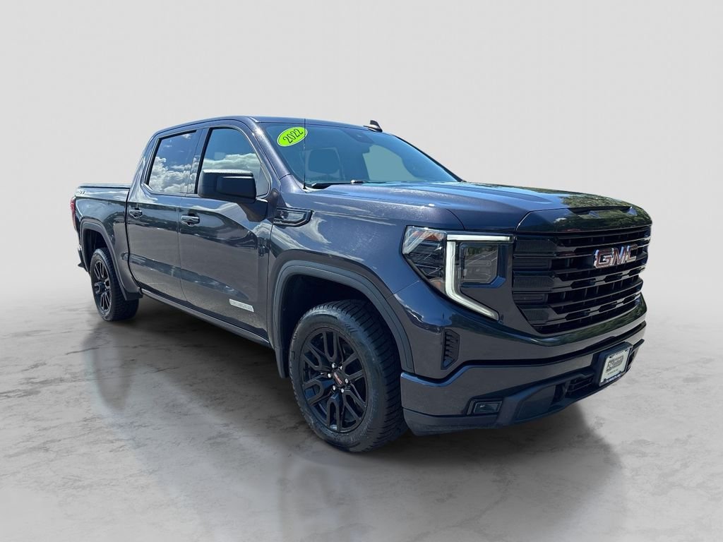Used 2022 Silver GMC Elevation image 7