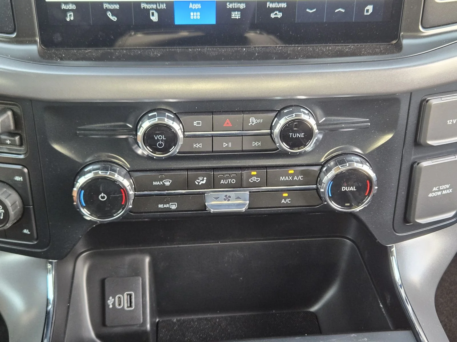New 2026 Oxford White Ford XLT image 13