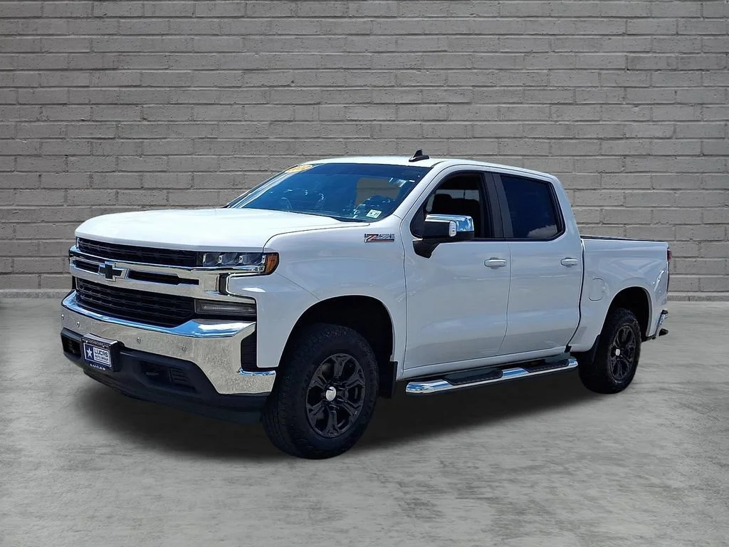 Used 2022 Summit White Chevrolet LT image 6