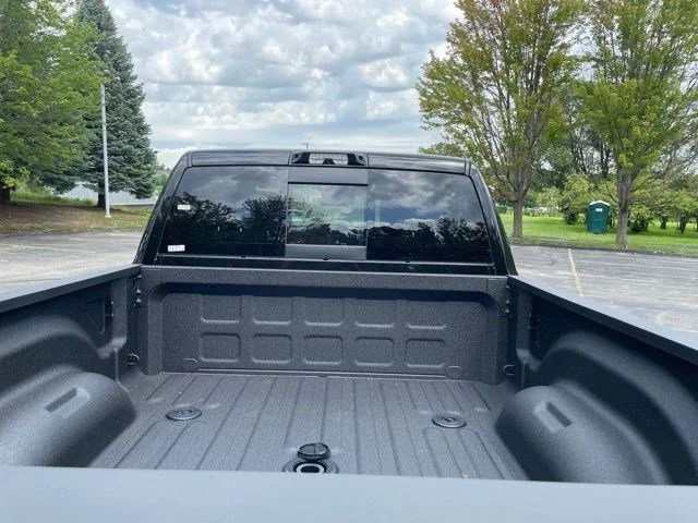 2025 RAM 2500 Laramie - Photo 6