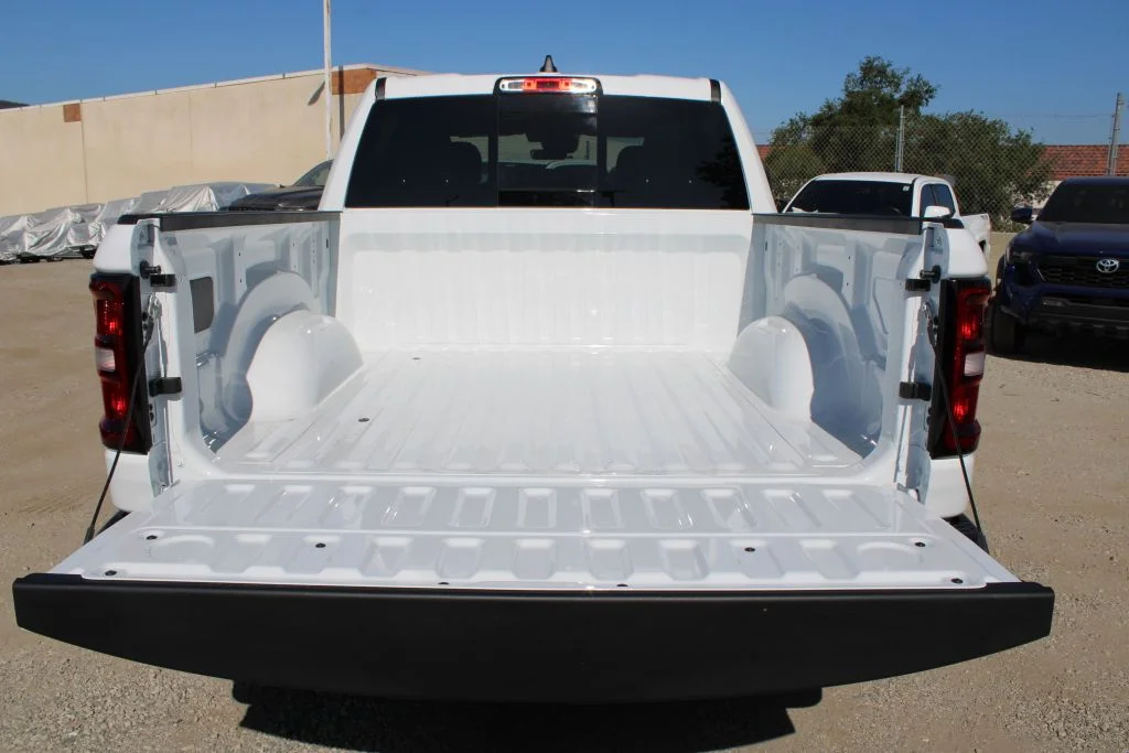 New 2026 Bright White Clear-Coat Exterior Paint Ram Warlock image 9