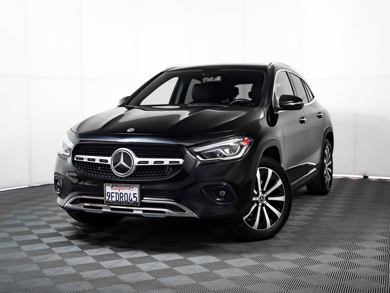 2023 Mercedes-Benz GLA Base