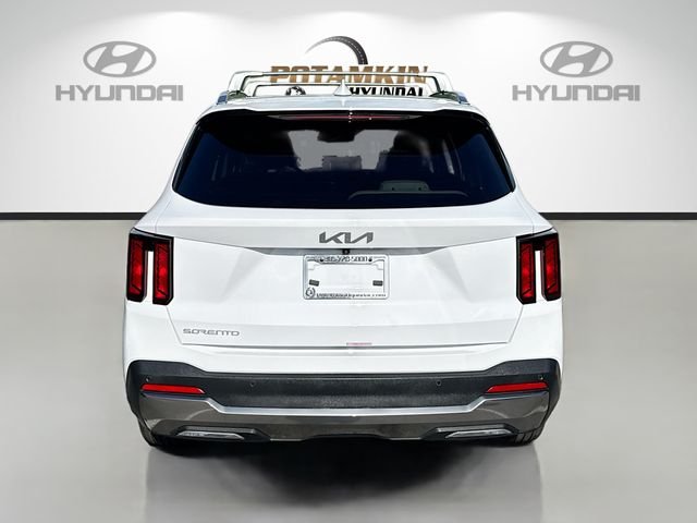 2025 Kia Sorento S - Photo 6