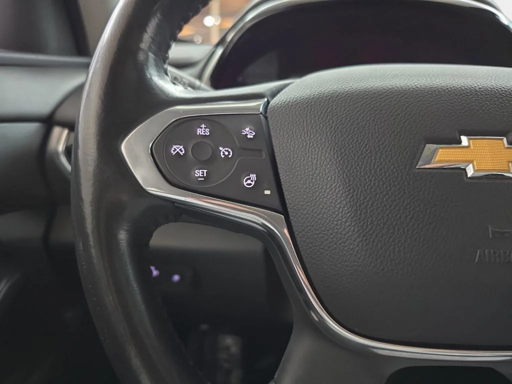 Used 2020 Silver Ice Metallic Chevrolet Premier image 20