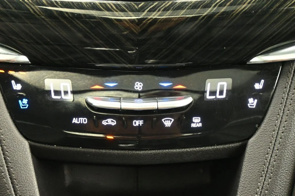 Used 2020 Gray Cadillac Premium Luxury image 19