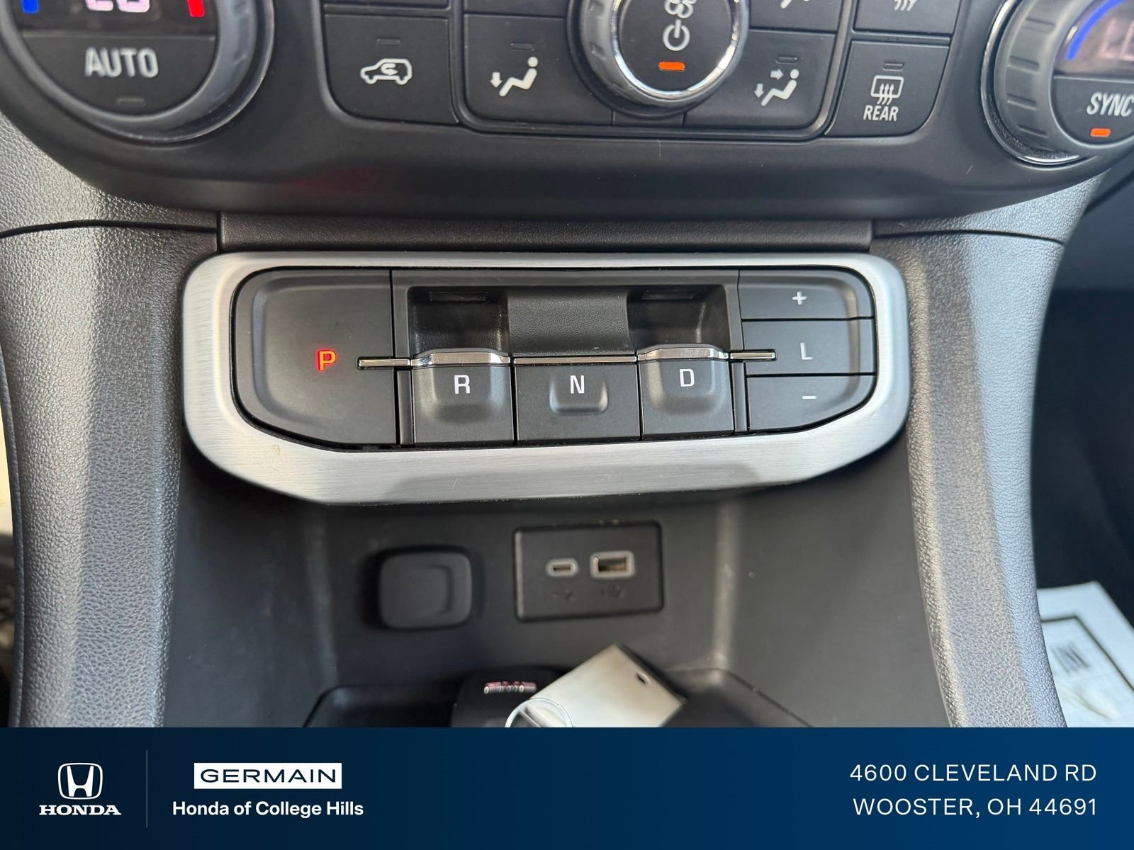 2023 GMC Acadia SLE - Photo 25