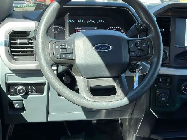 Used 2023 White Ford XLT image 15