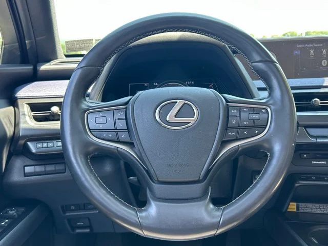 Used 2020 White Lexus 250h Base image 45