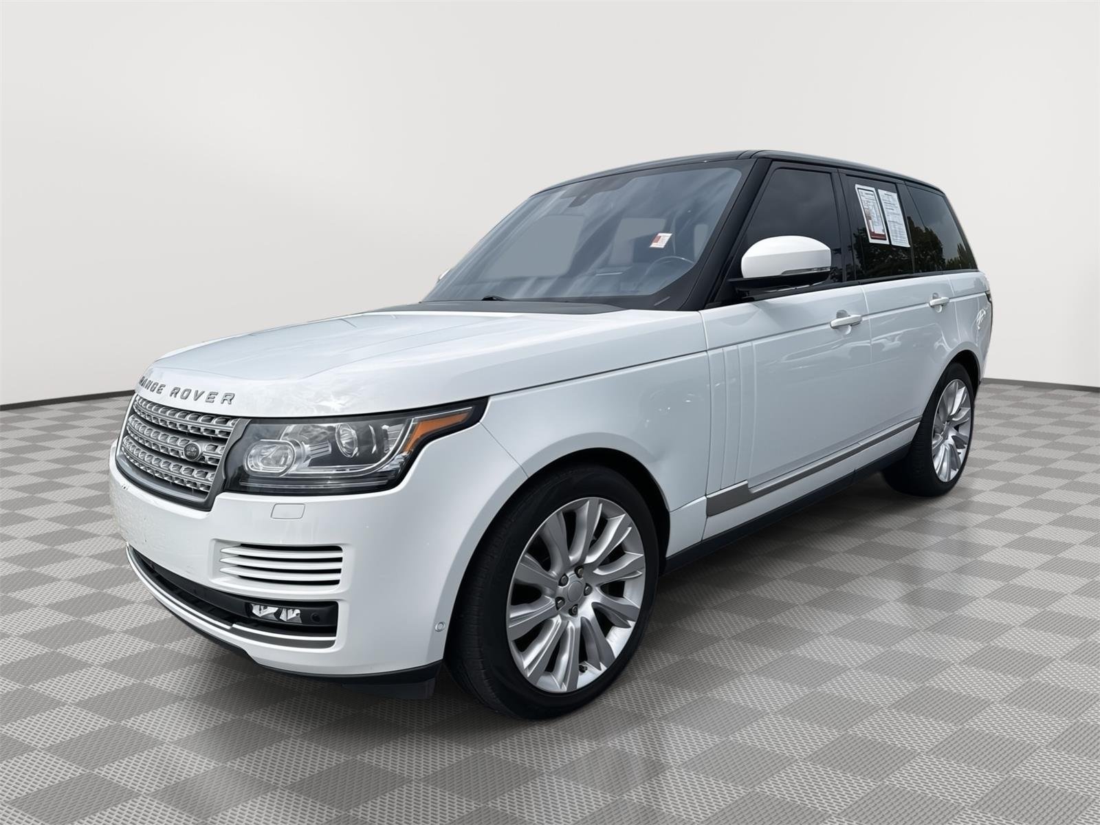 Used 2016 Fuji White Land Rover Supercharged image 9