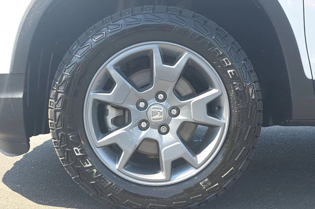 Used 2024  Honda TrailSport image 27