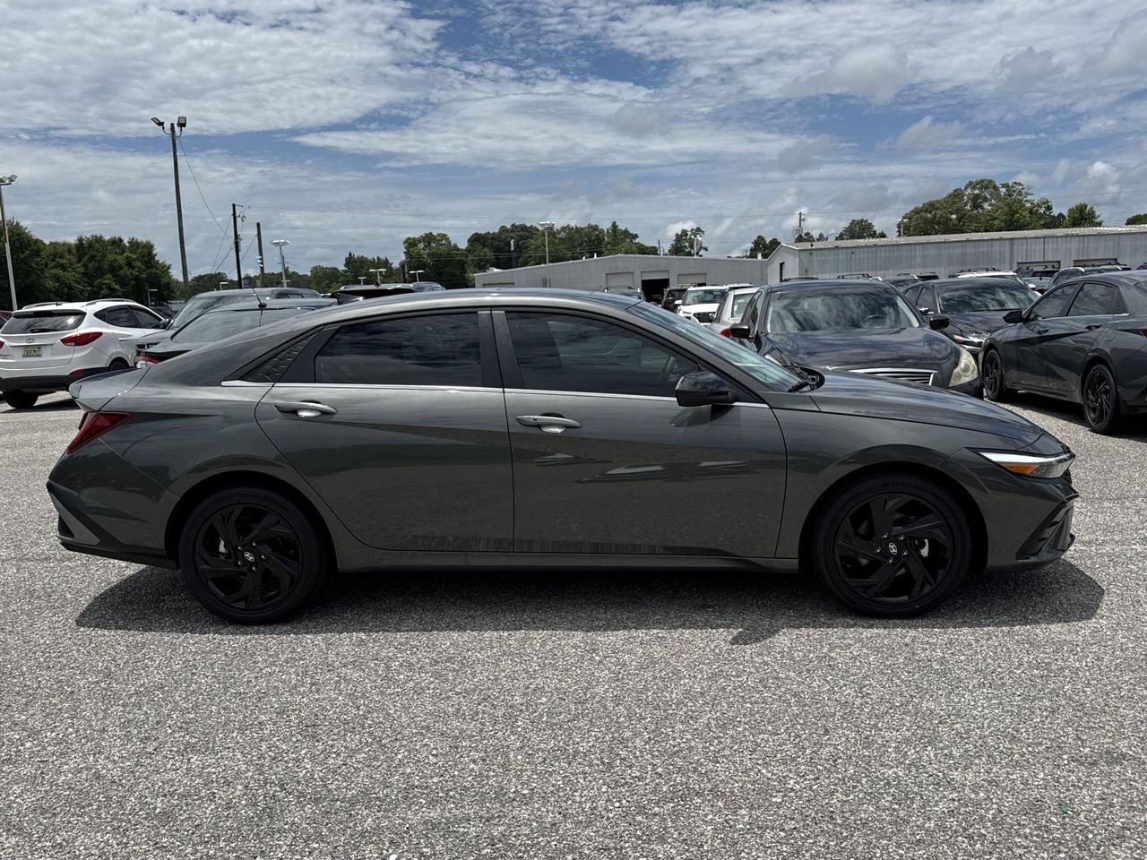 New 2026 Amazon Gray Hyundai SEL Sport Premium image 2