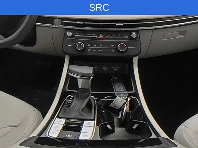 New 2026 White Hyundai SE image 37