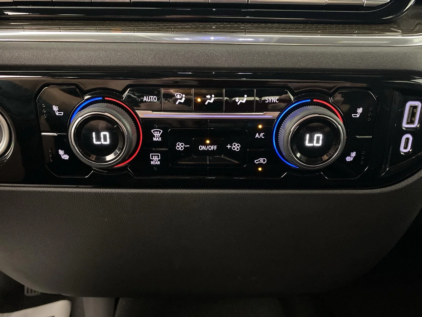 Used 2024 Black Chevrolet LT image 25