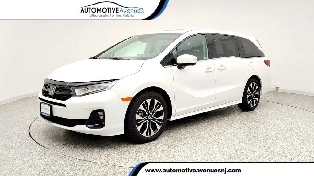 2026 Honda Odyssey Elite's photo
